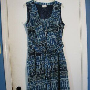 Beige by Eci Dress Fits Medium Blue Green Print Fully Lined